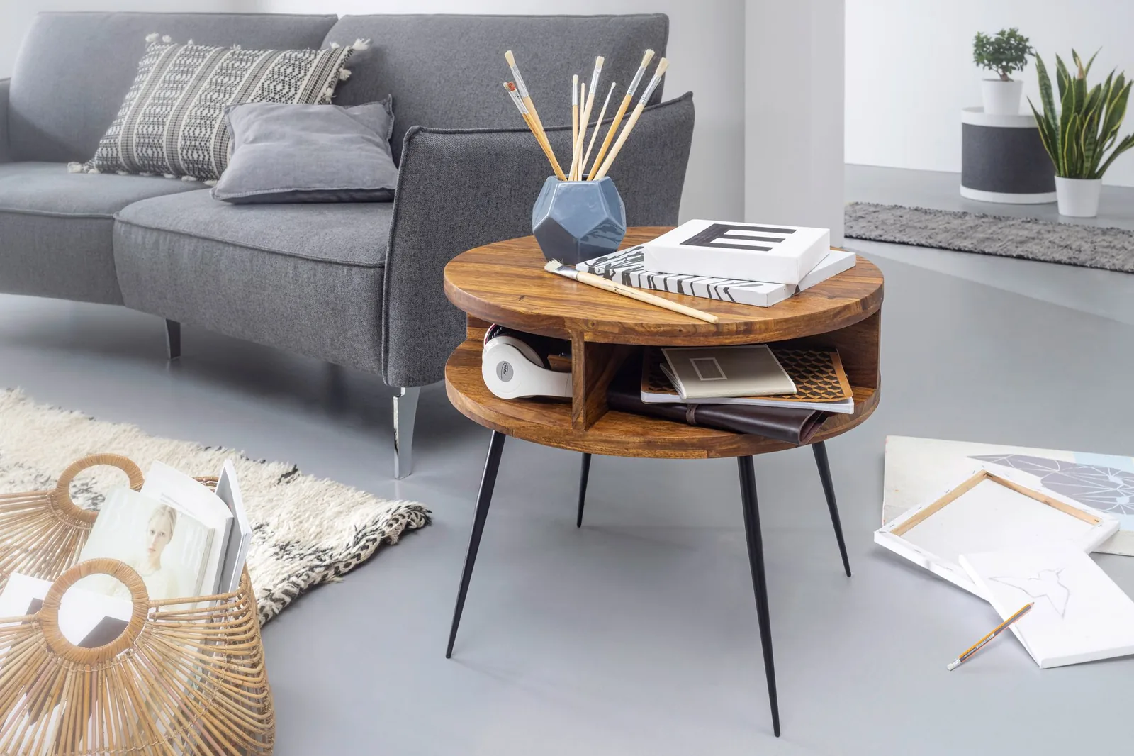 FineBuy Couchtisch Sheesham Massivholz rund Ø 60 cm – Wohnzimmertisch mit offener Ablage & schwarzen Metallbeinen | Design Tisch handgefertigt im modernen Retro Stil