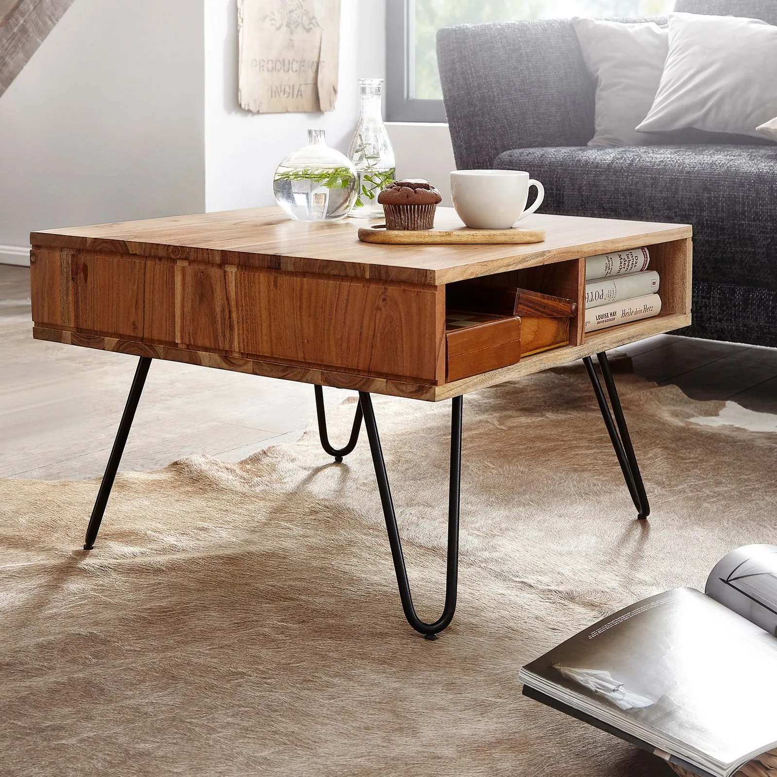 FineBuy Couchtisch quadratisch 60x60 cm Akazie Massivholz · Wohnzimmertisch mit Metall Hairpin Beinen & 2 Ablagen Stauraum · Industrial Design · Handgefertigt