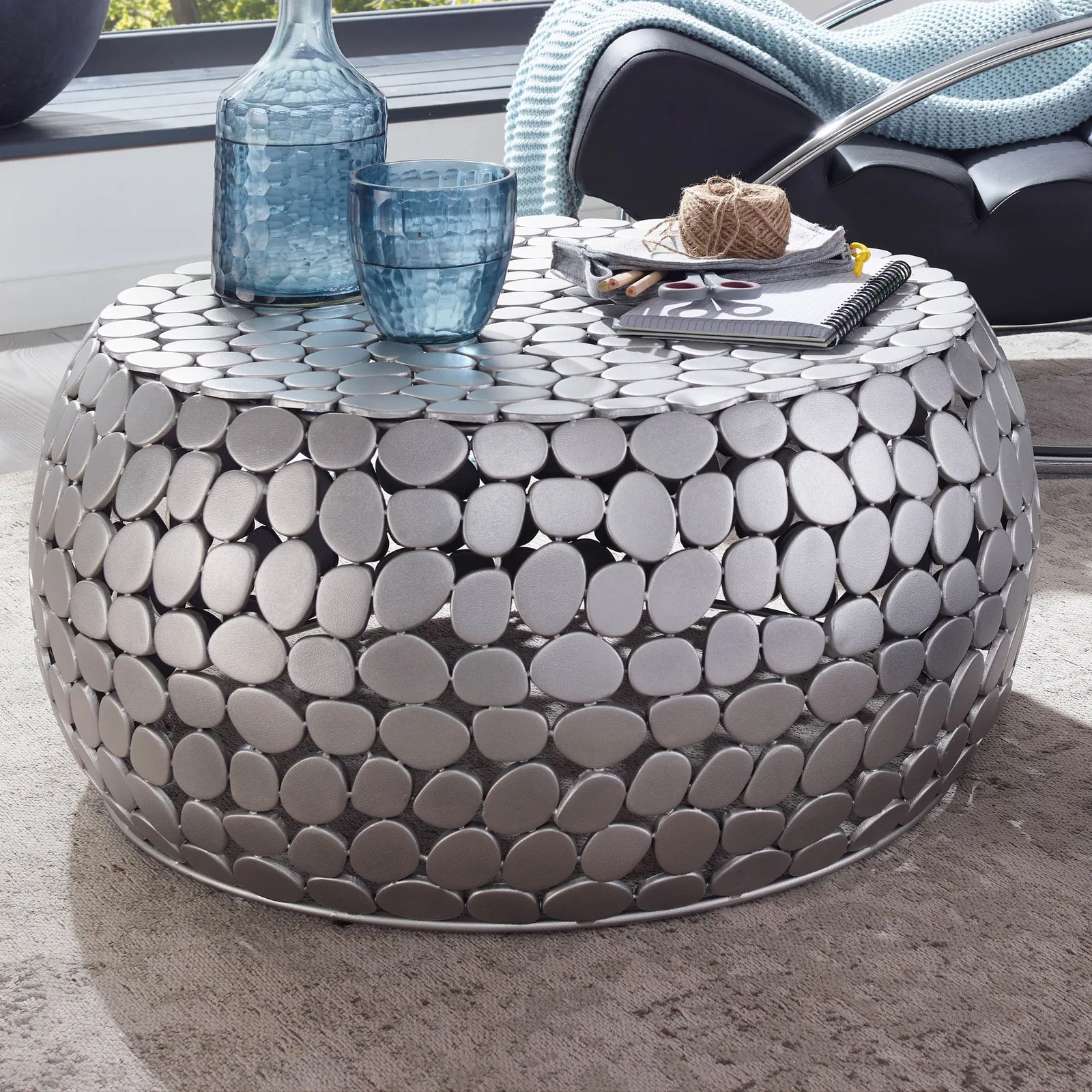 FineBuy Design Couchtisch rund 66 cm Metall silber - Handgefertigter Aluminium Wohnzimmertisch - Moderner Stone Sofatisch Wohnzimmer Beistelltisch