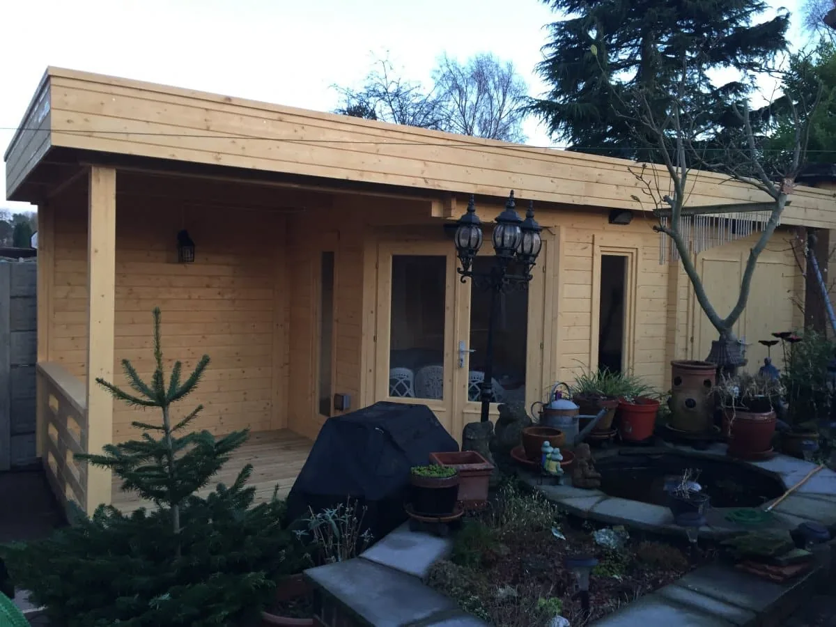 Gartenhaus mit Geräteschuppen & Terrasse “Paula” 5x3m