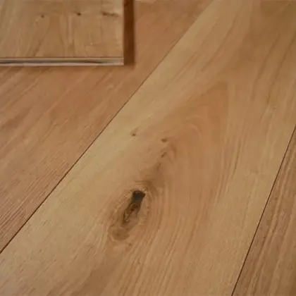 Parkett Eiche Landhausdiele, gebürstet, matt lackiert 14 x 190 x 1900 mm, Sortierung natur (2,888 m² / Paket) Parkett Eiche Landhausdiele, gebürstet, matt lackiert 14 x 190 x 1900 mm, Sortierung natur (2,888 m² / Paket)